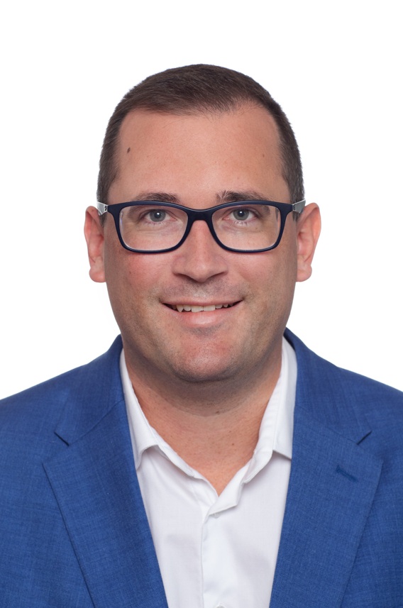 Herr Michael Höttinger